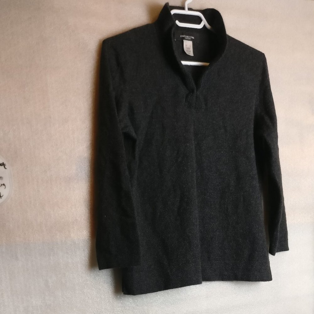 GRAY STAND COLLAR PURE CASHMERE LONGSLEEVE SWEATER L with measurement